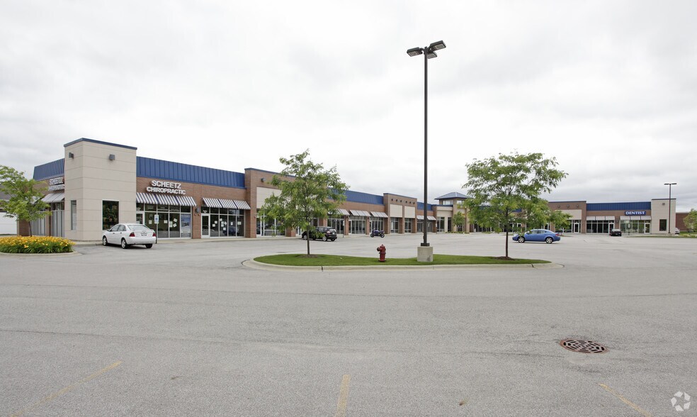 5601-5689 W Monee Manhattan Rd, Monee, IL for sale - Primary Photo - Image 1 of 1