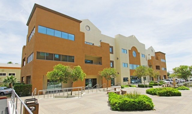 5440 W Sahara Ave, Las Vegas, NV for lease - Building Photo - Image 3 of 5