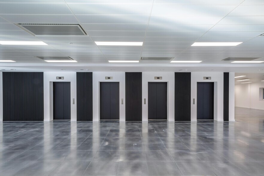 1 Kingsway, London for lease - Building Photo - Image 3 of 53