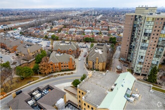 4255 Sherwoodtowne Blvd, Mississauga, ON - AERIAL  map view