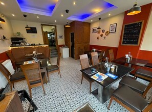 123 Corstorphine Rd, Edinburgh for lease Interior Photo- Image 1 of 12