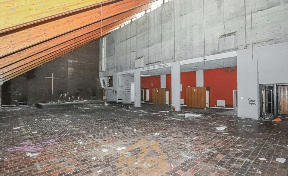 52 Howatshaws Road, Dumbarton for sale - Interior Photo - Image 3 of 5