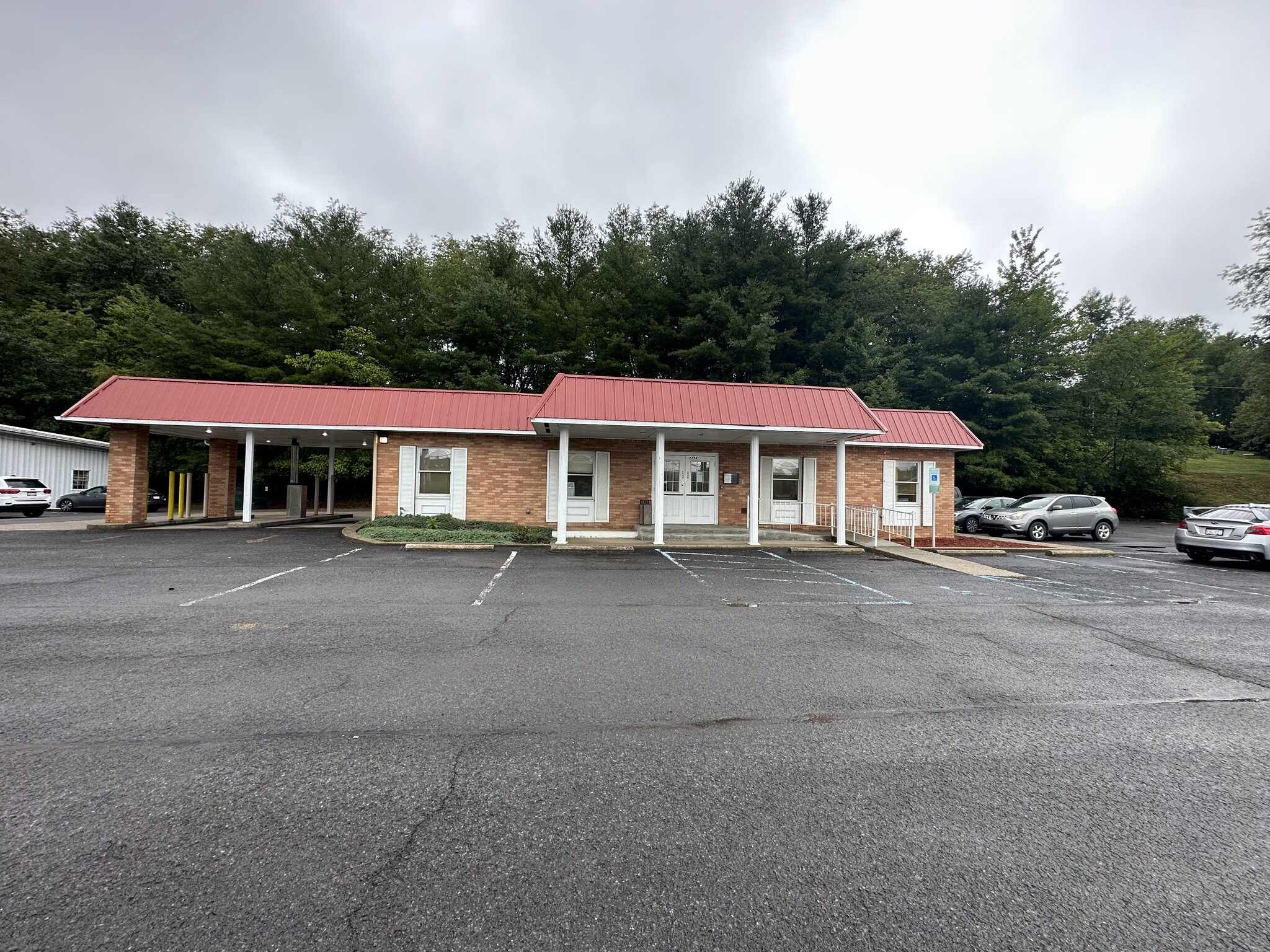 12256 Veterans Memorial Hwy, Reedsville, WV for sale Primary Photo- Image 1 of 22