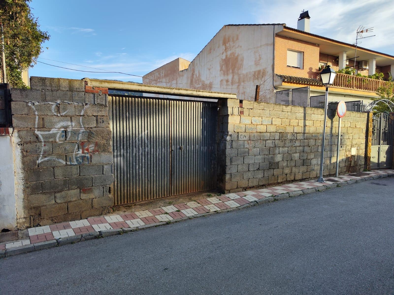 Land in Dílar for sale Building Photo- Image 1 of 7