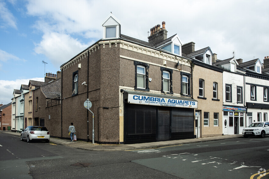 24-26 Fisher St, Workington for sale - Primary Photo - Image 1 of 7