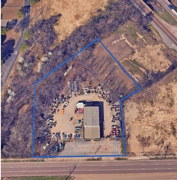 4890 E Shelby Dr, Memphis, TN for sale - Building Photo - Image 2 of 4