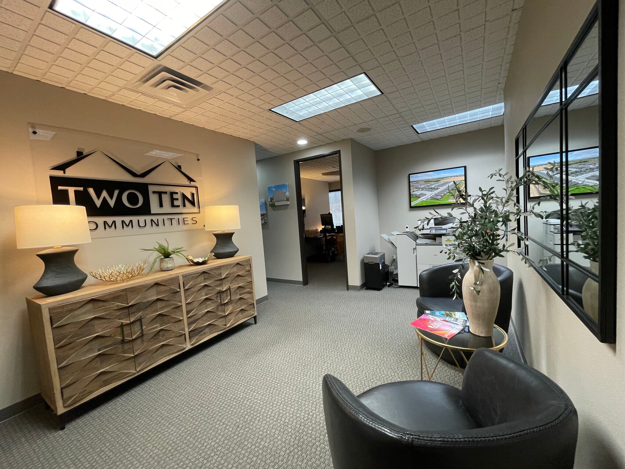 14400 Northbrook Dr., San Antonio, TX for lease Interior Photo- Image 1 of 15