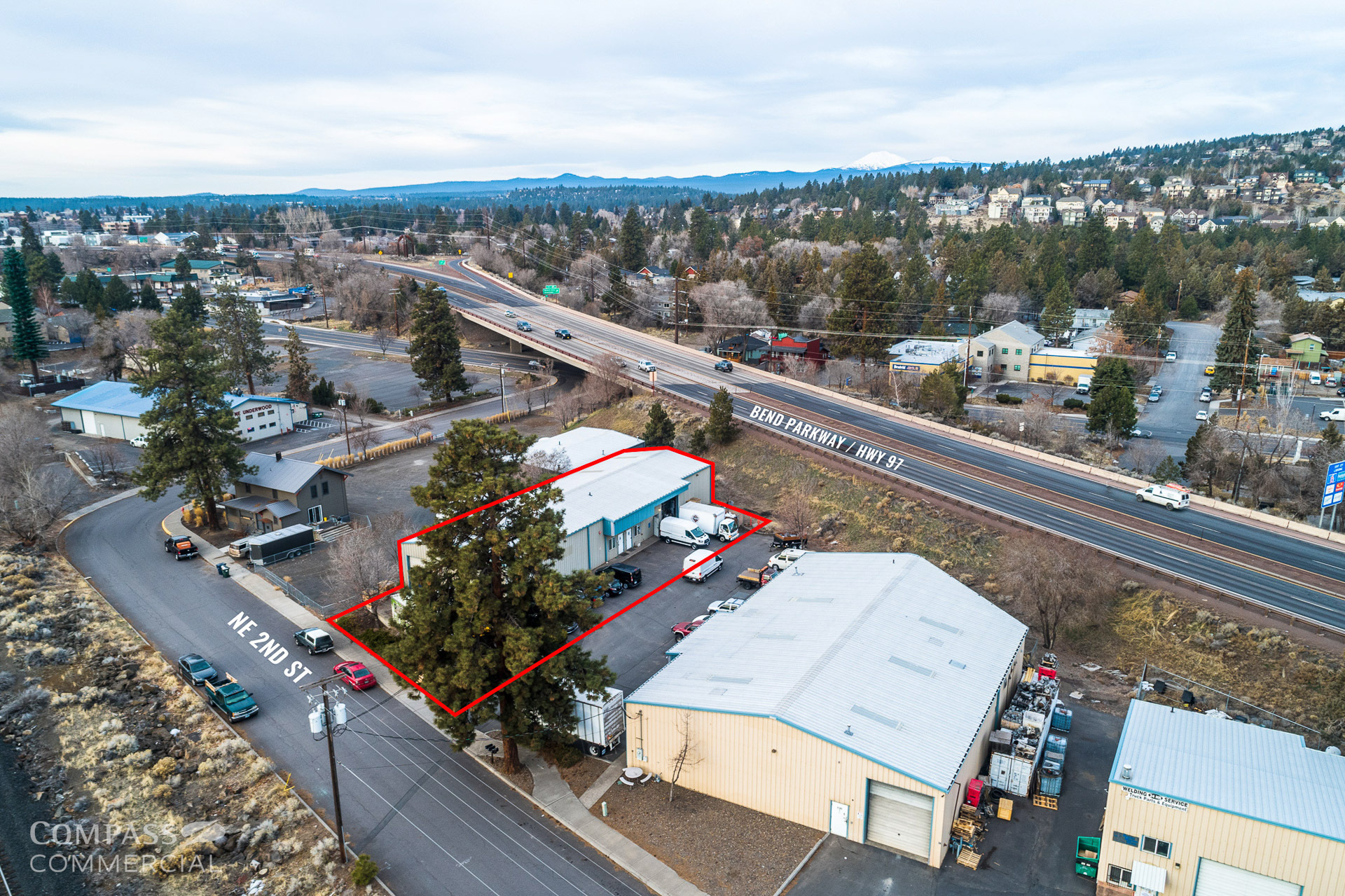 2185 NE 2nd St, Bend, OR for lease Building Photo- Image 1 of 17