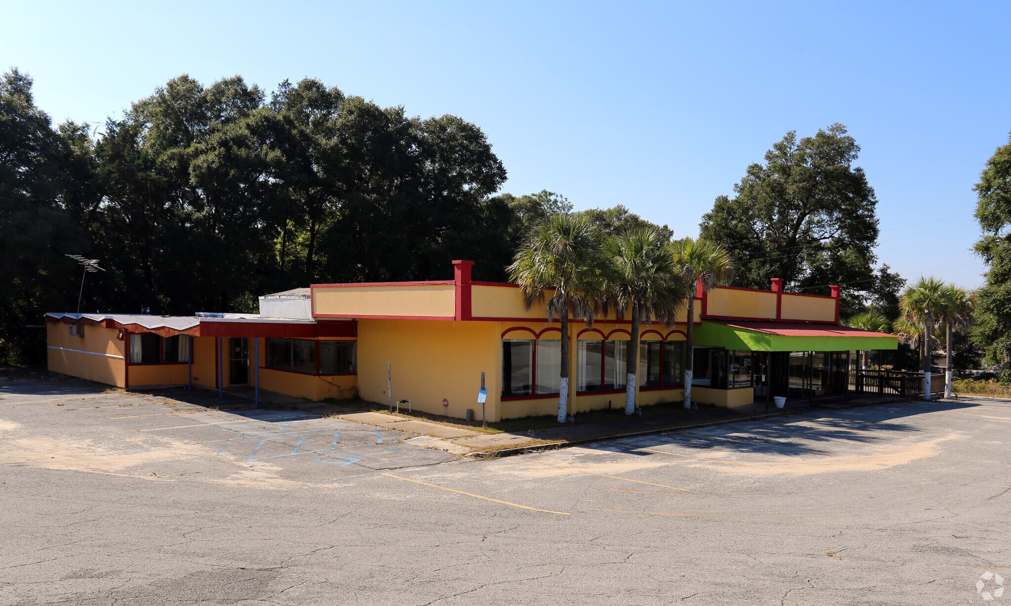 605 W James Lee Blvd, Crestview, FL for sale Primary Photo- Image 1 of 1