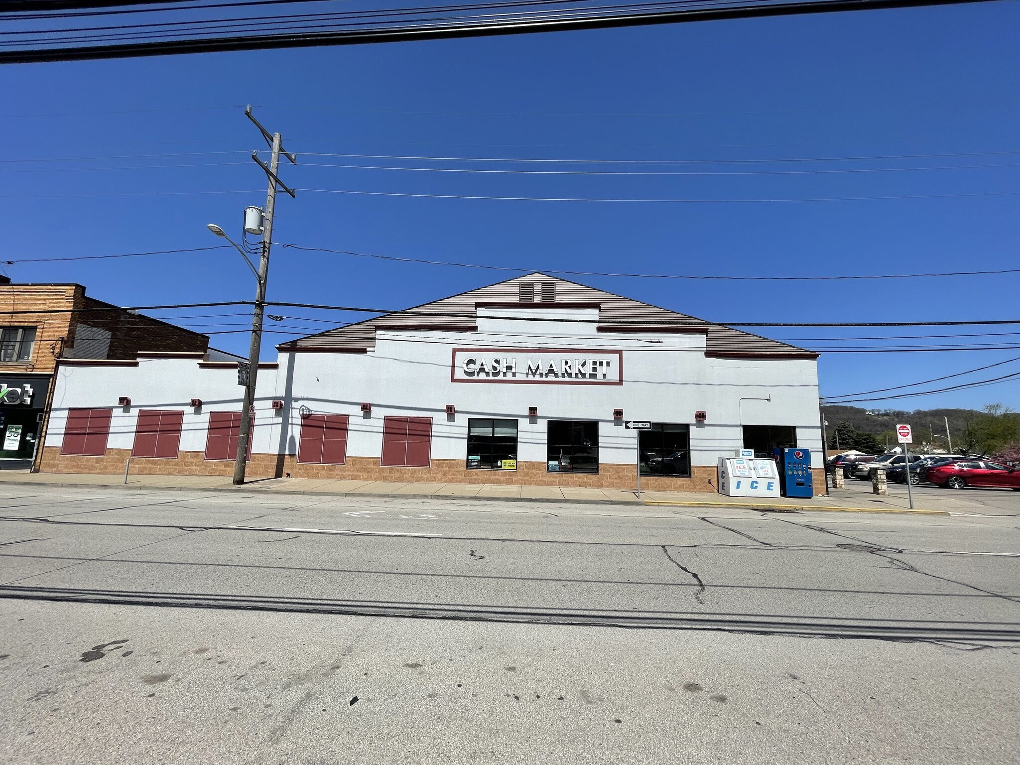 1017 4th Ave, Coraopolis, PA for lease Building Photo- Image 1 of 12