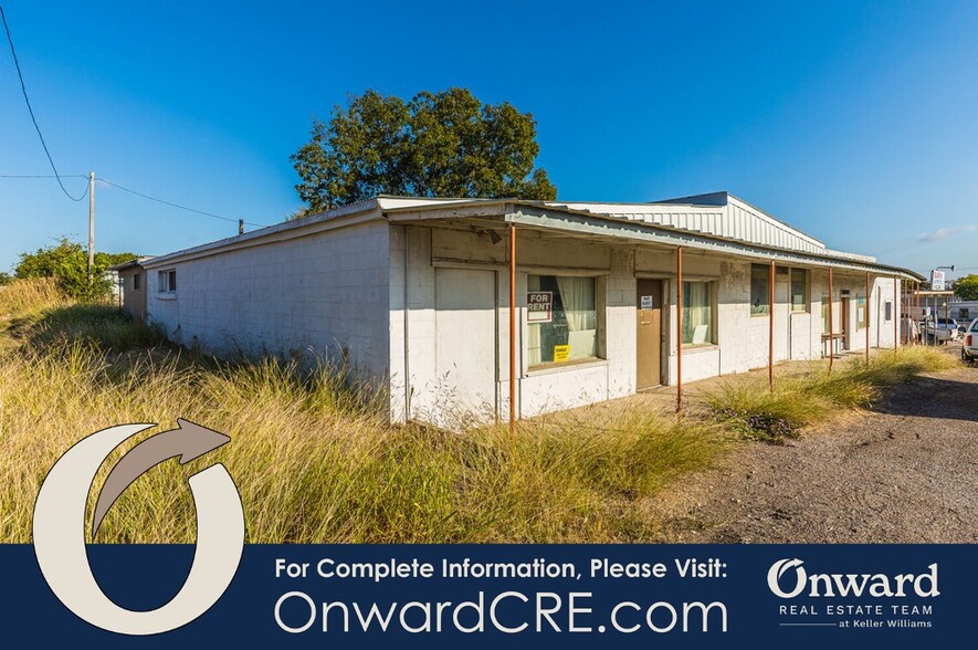 400 Highway 22, Clifton, TX for lease - Building Photo - Image 1 of 30