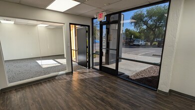 2740 S Hardy Dr, Tempe, AZ for lease Interior Photo- Image 1 of 6