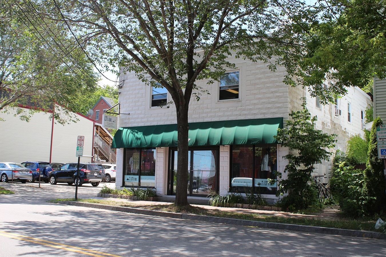Building Photo