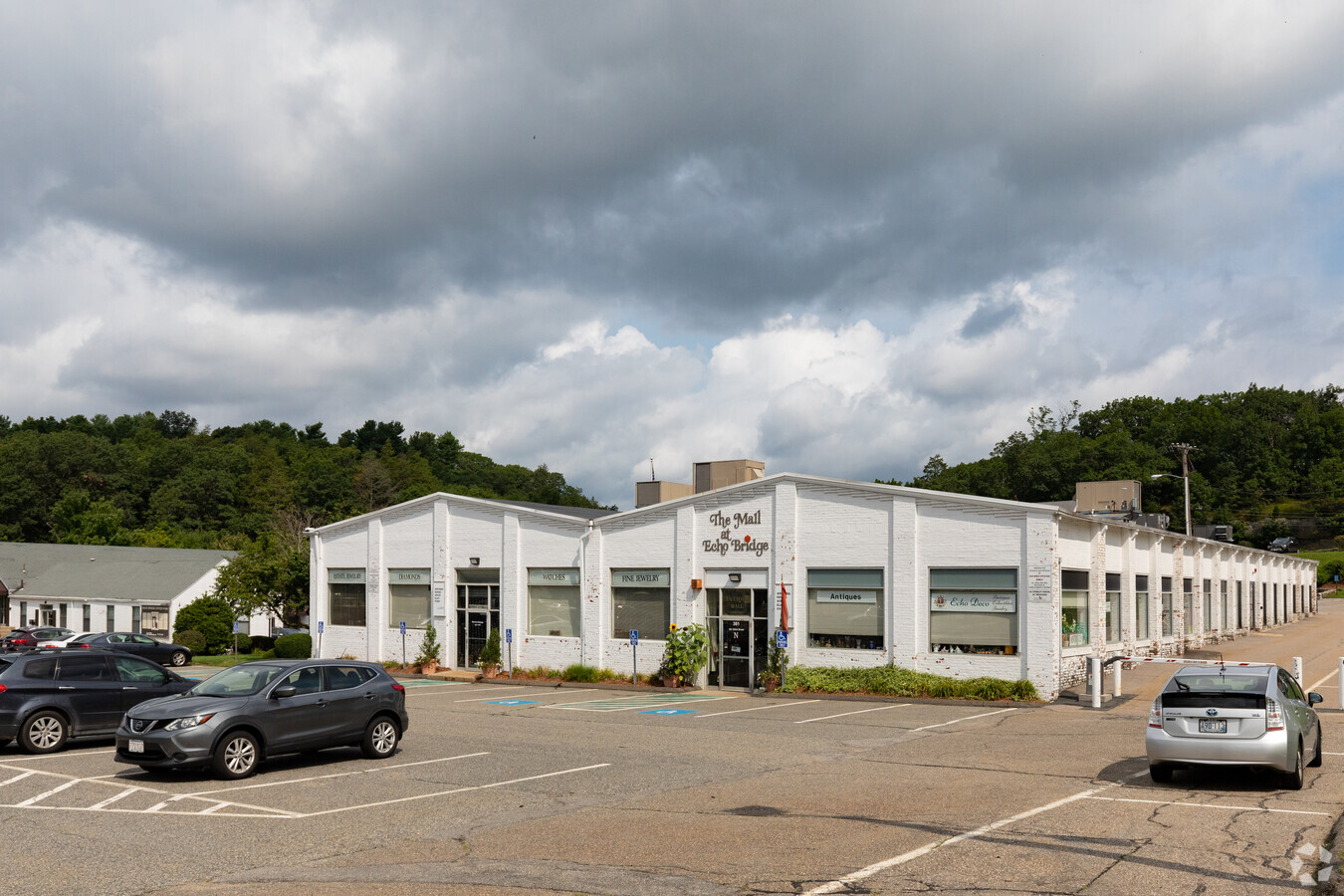 375-395 Elliot St, Newton, MA 02464 - Echo Bridge Office Park | LoopNet