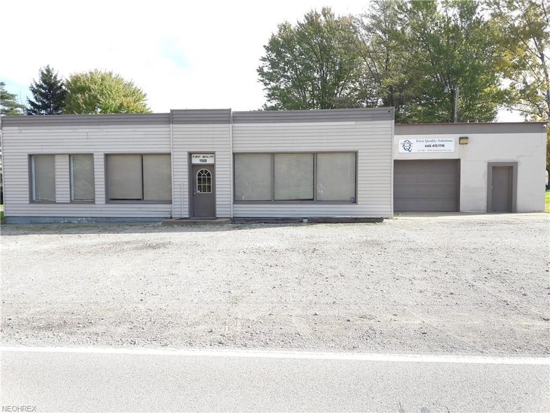 1500 Harpersfield Rd, Geneva, OH 44041