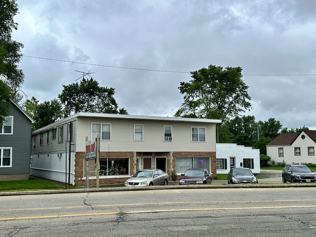 1930 W Station St, Kankakee, IL 60901 - Retail for Sale | LoopNet