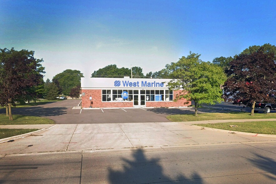 10610 Telegraph Rd, Taylor, MI for lease - Building Photo - Image 1 of 1