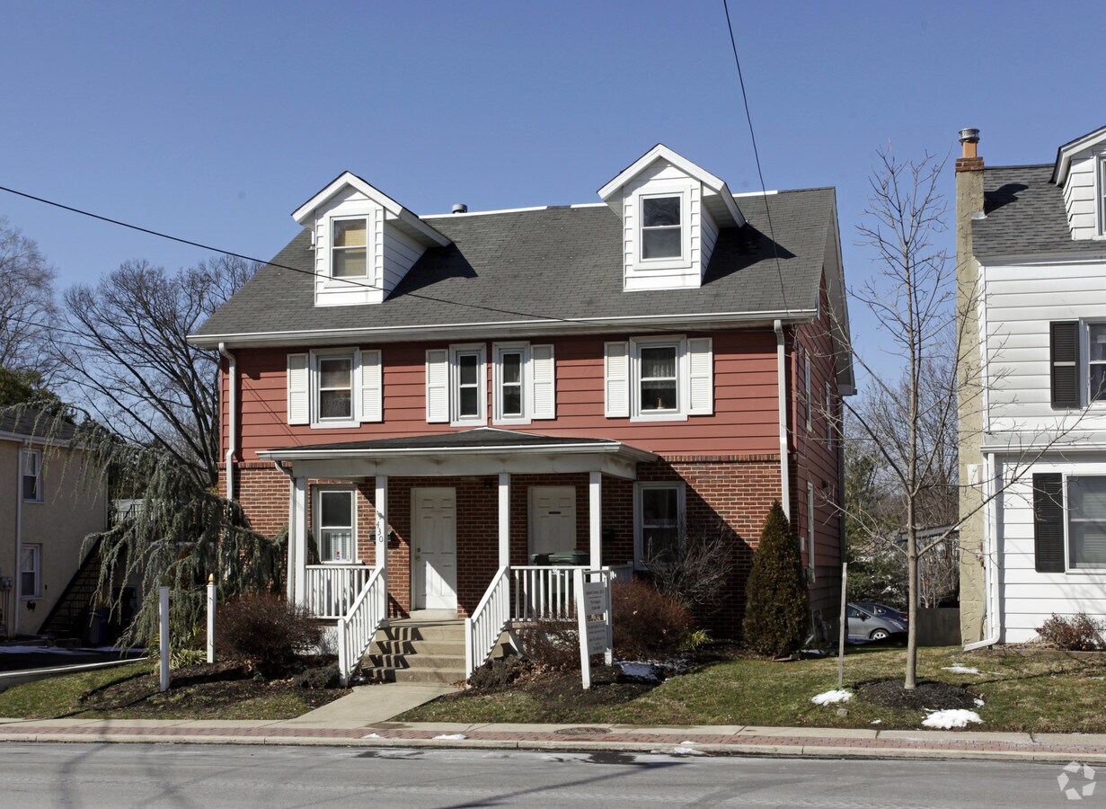 430 N Easton Rd, Glenside, PA 19038