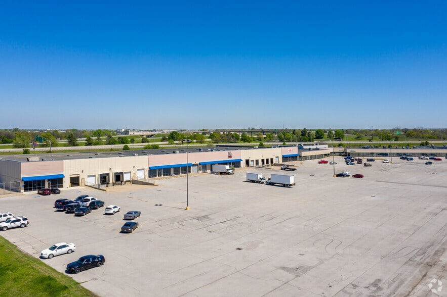 9797-10161 E Admiral Pl, Tulsa, OK for lease - Building Photo - Image 3 of 23