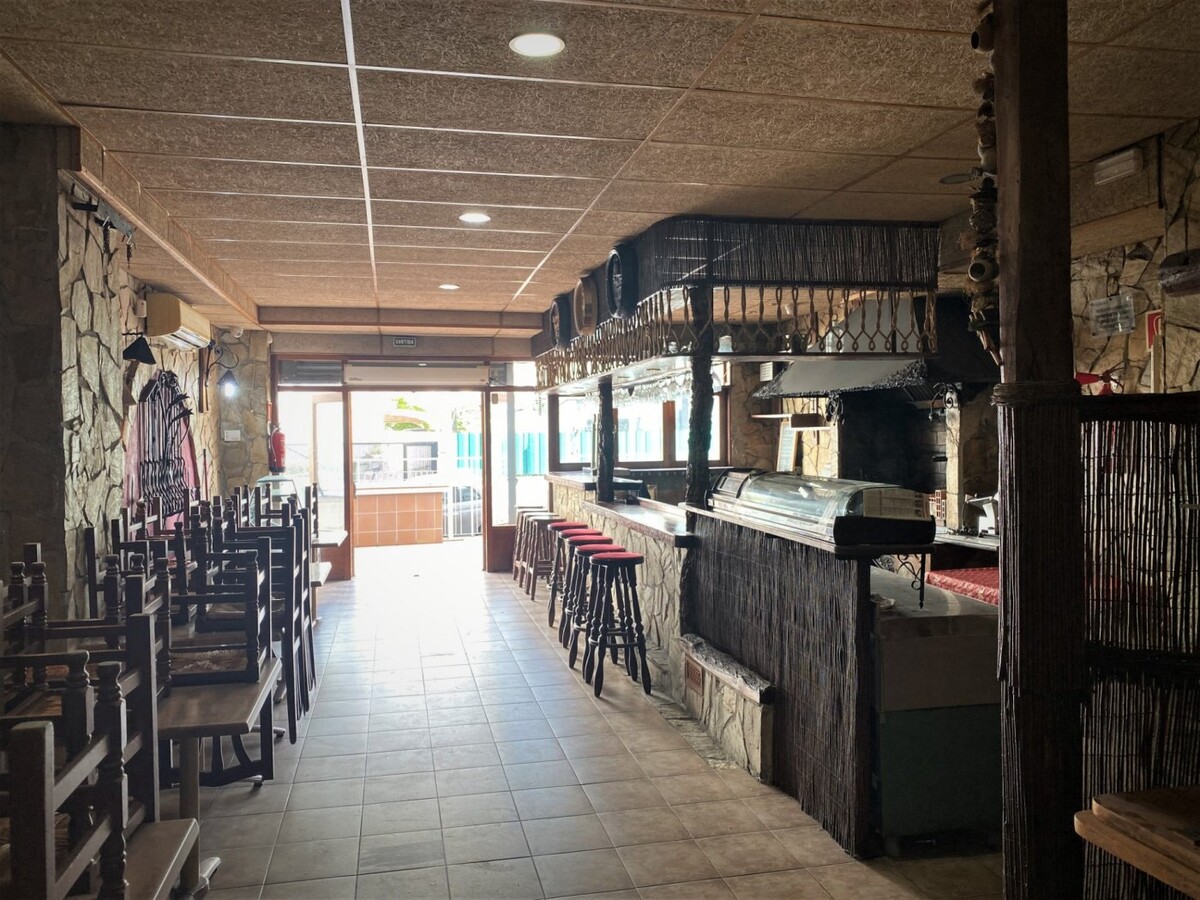 Lloret de Mar, GER 17310 -  -  - Interior Photo - Image 1 of 8