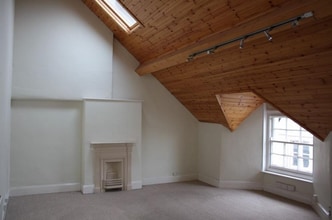 Station Road, Okehampton for lease Interior Photo- Image 2 of 6