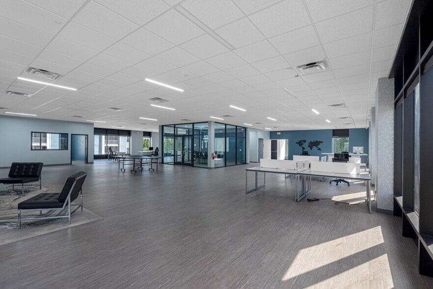 18401 US Highway 19 N, Clearwater, FL for sale - Aerial - Image 3 of 46