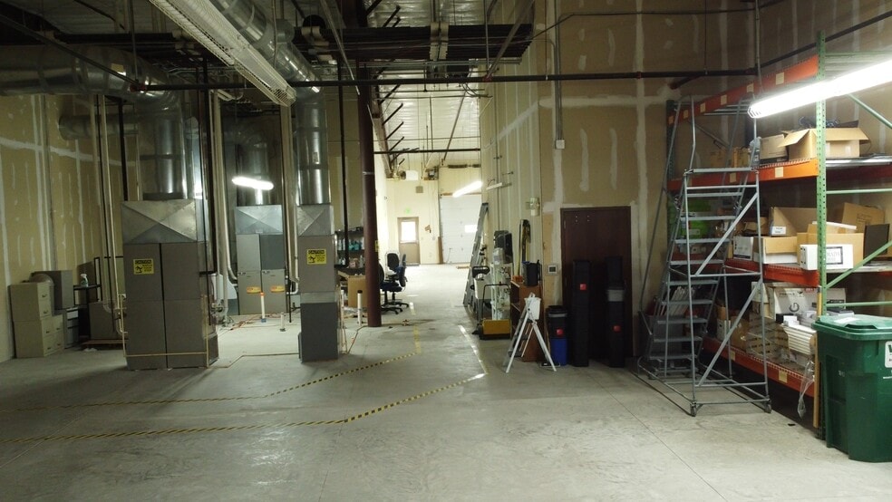 1150 5th Ave SE, Hutchinson, MN for lease - Commercial Listing Video - Image 3 of 17