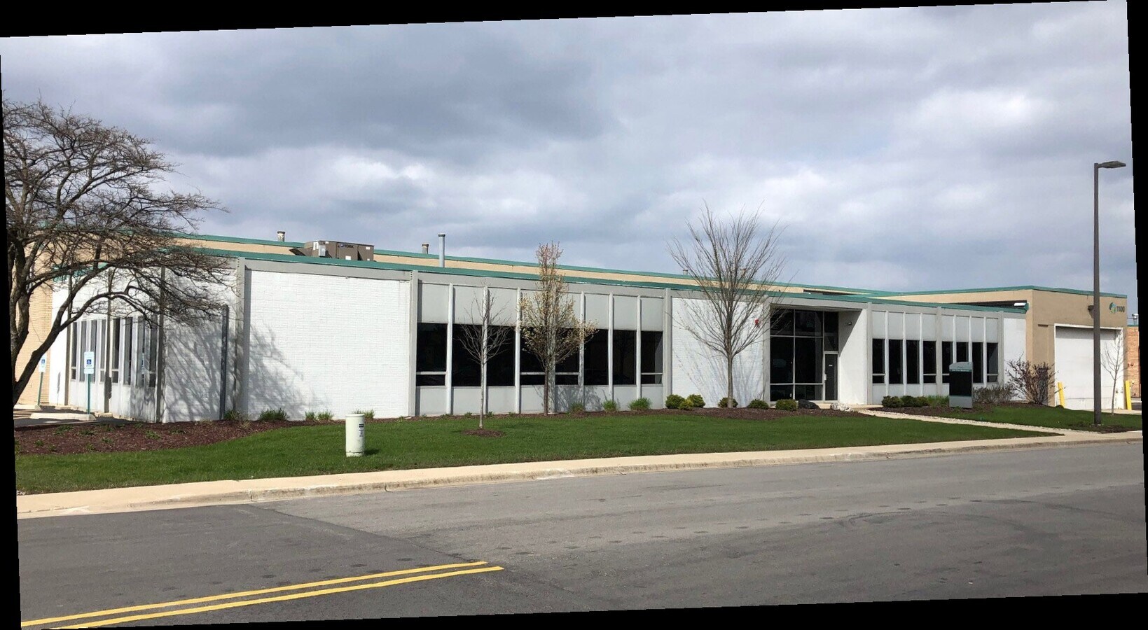 1100 Pratt Blvd, Elk Grove Village, IL 60007