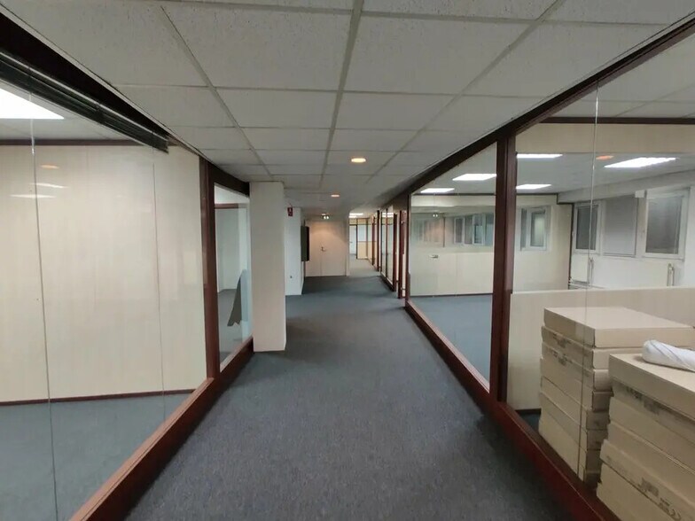 Office in Massy for lease - Interior Photo - Image 1 of 6