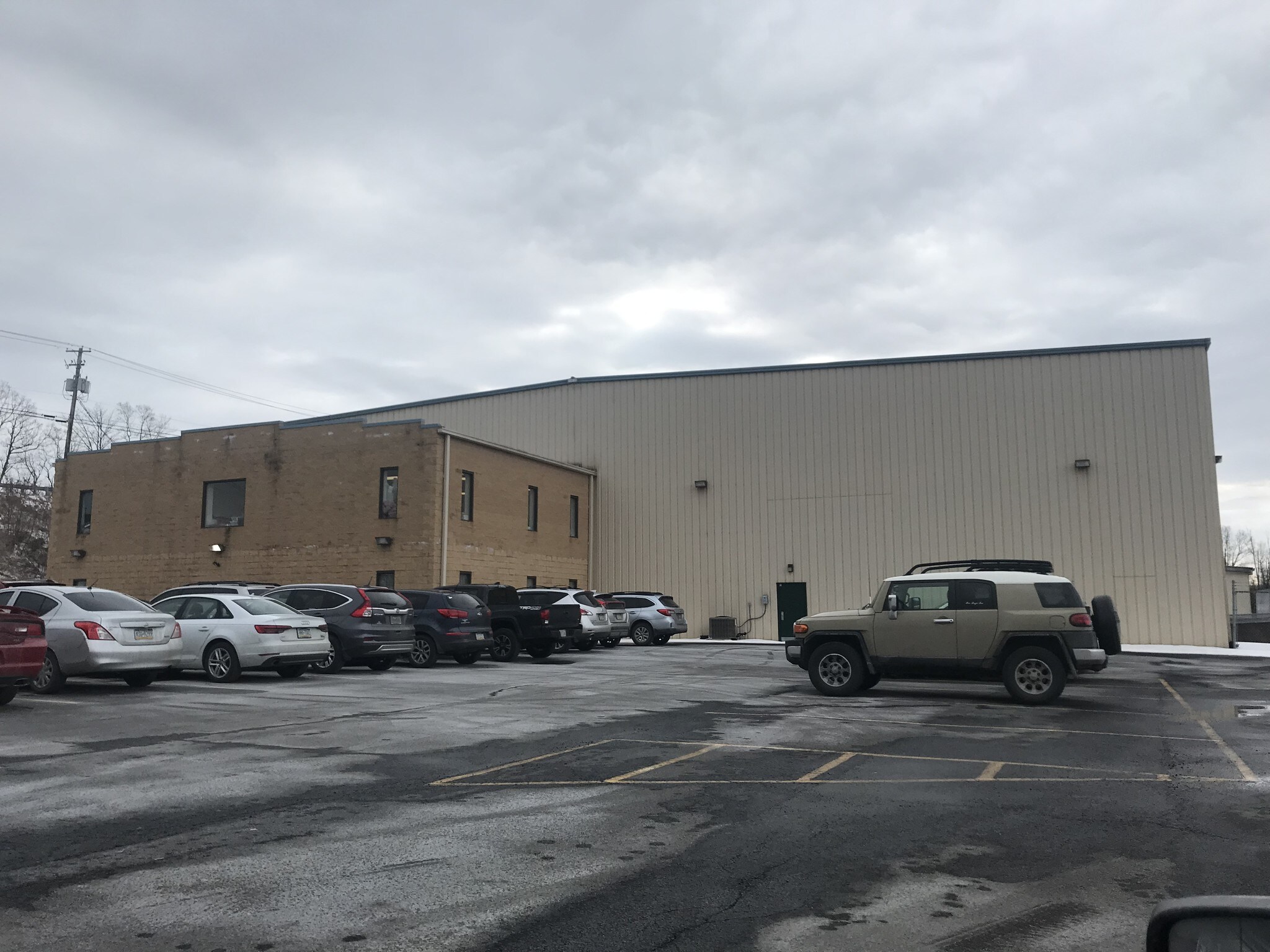 925 Griffin Pond Rd, Clarks Summit, PA for sale Primary Photo- Image 1 of 1