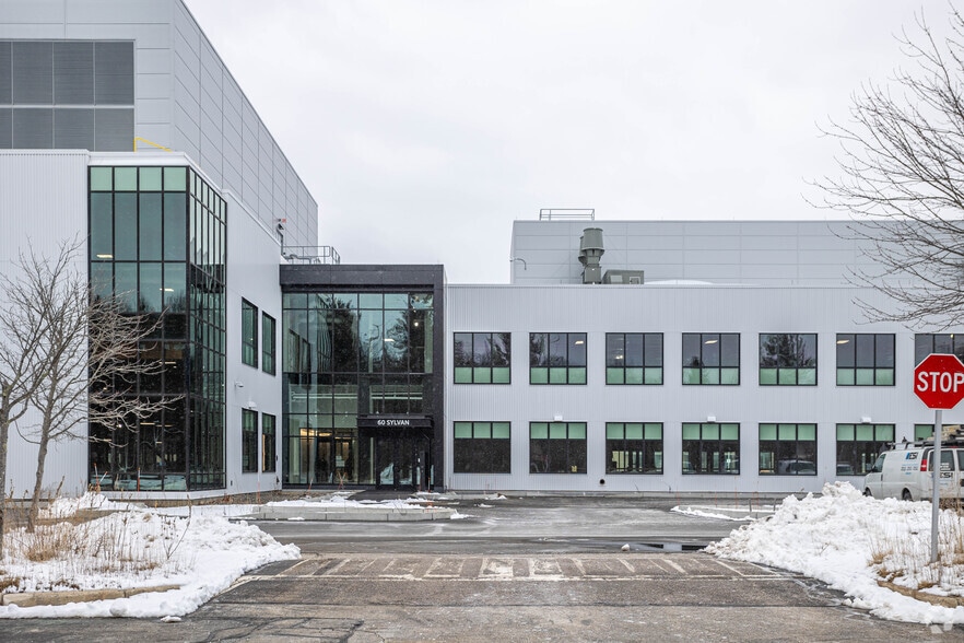 60 Sylvan Rd, Waltham, MA for sale - Primary Photo - Image 1 of 1