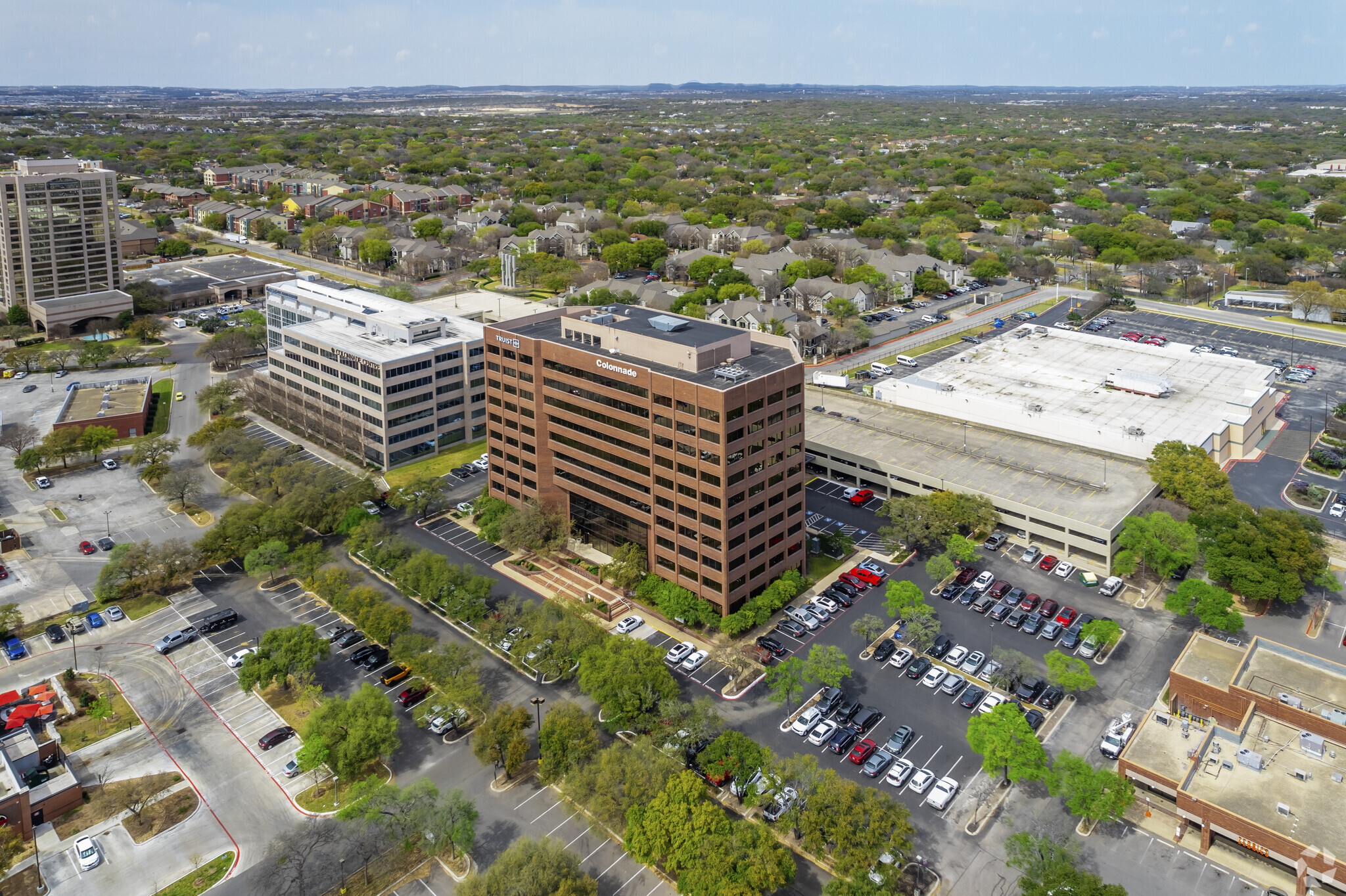 9901 W IH-10, San Antonio, TX for lease Building Photo- Image 1 of 6