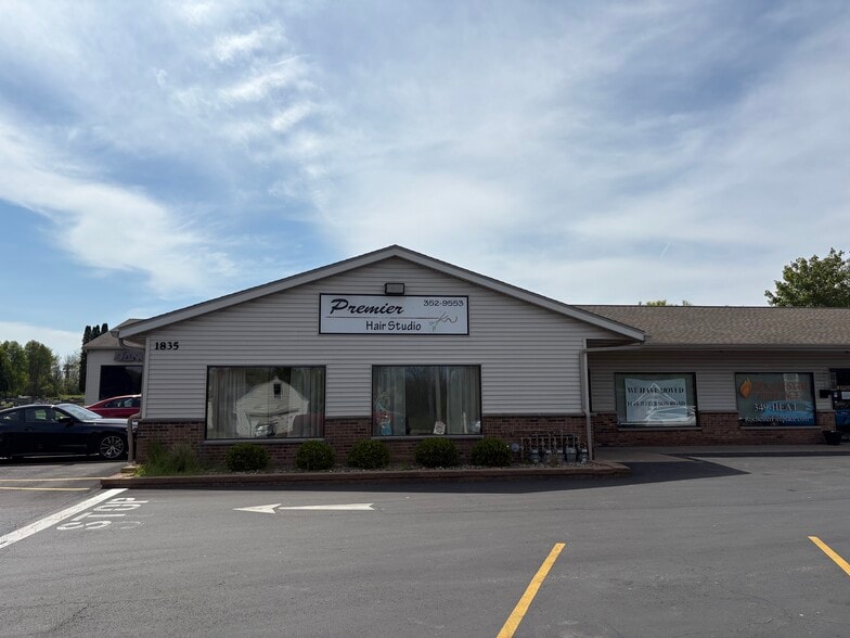 1835 N Union St, Spencerport, NY for lease - Building Photo - Image 2 of 8