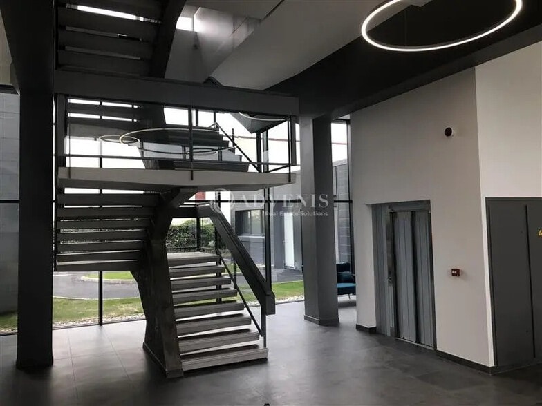 Office in Rosny-sous-Bois for lease - Interior Photo - Image 3 of 6