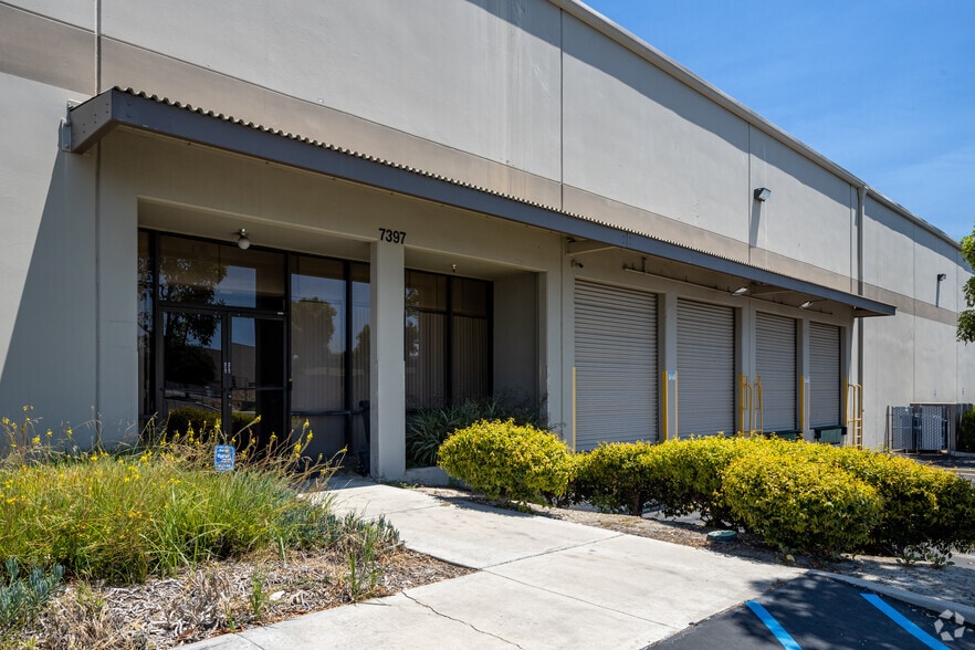 7361-7471 Doig Dr, Garden Grove, CA for lease - Building Photo - Image 2 of 9