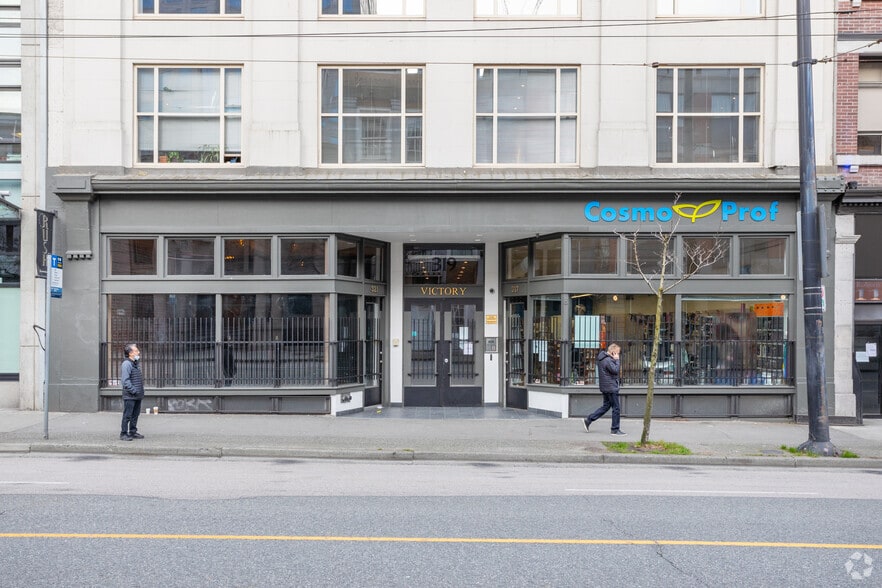 319 Pender St W, Vancouver, BC for lease - Building Photo - Image 2 of 4