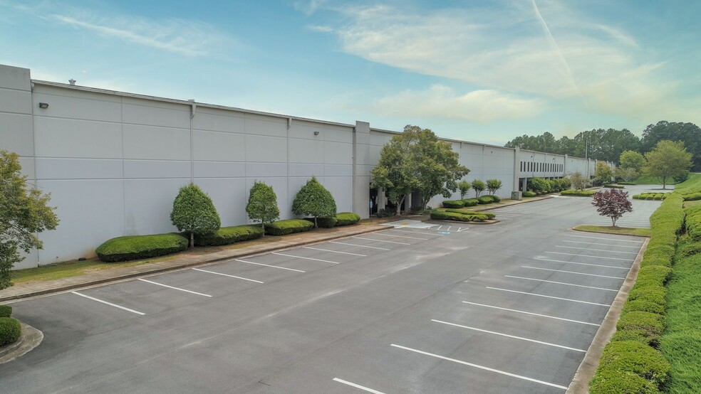 2175 E Park Dr NE, Conyers, GA for lease - Building Photo - Image 1 of 6