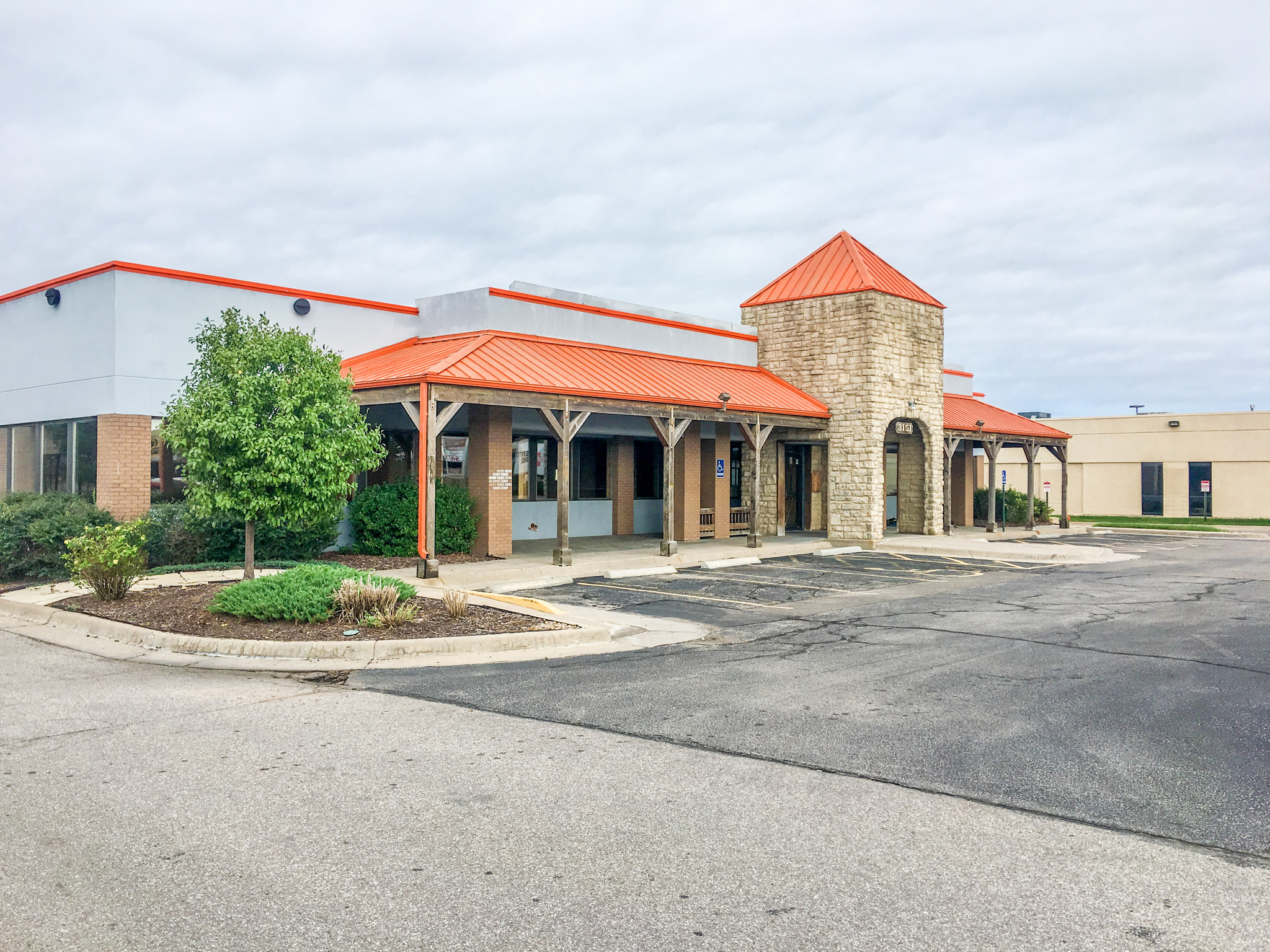 3151 N Rock Rd, Wichita, KS for sale Building Photo- Image 1 of 1