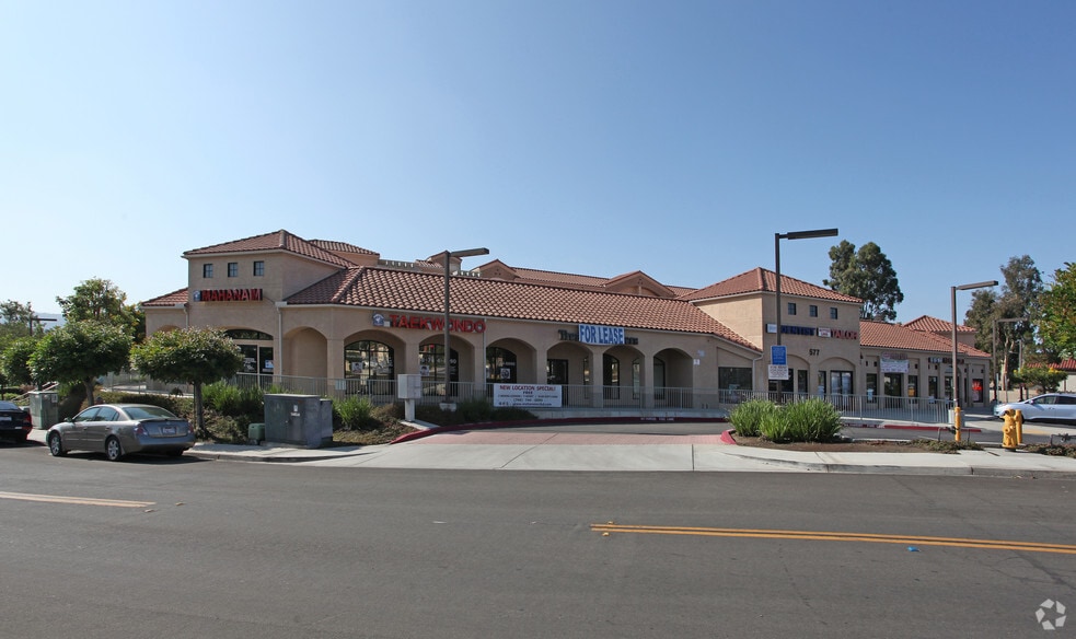 577 S Rancho Santa Fe Rd, San Marcos, CA for lease - Primary Photo - Image 1 of 4