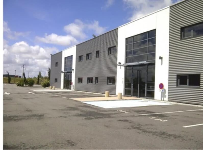 Flex in Toulouse for lease - Building Photo - Image 3 of 7