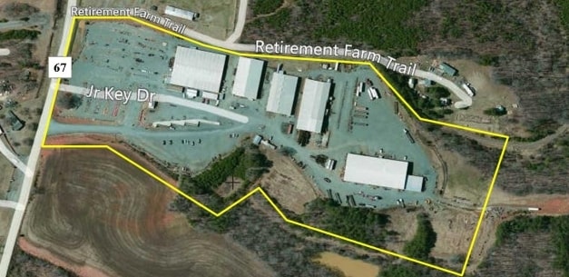 9117 NC 67 Hwy, East Bend, NC for sale - Primary Photo - Image 1 of 1