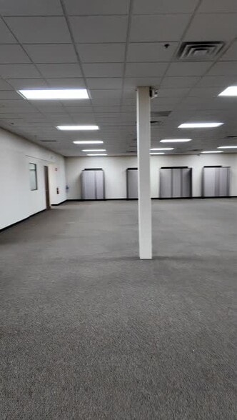 975 Lombardi Ave, Green Bay, WI for lease - Commercial Listing Video - Image 2 of 10