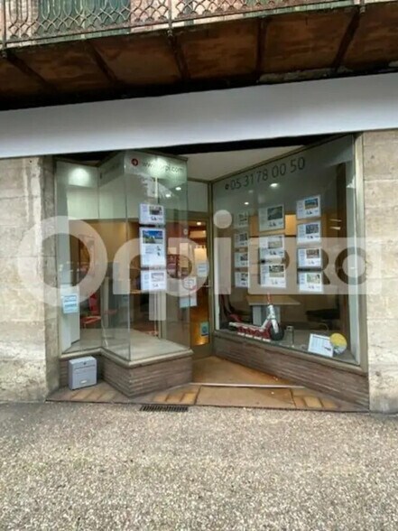 Retail in Caussade for lease - Building Photo - Image 2 of 2