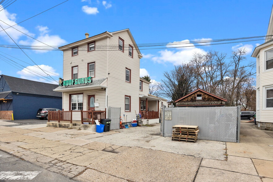 431 Rhawn St, Philadelphia, PA for sale - Building Photo - Image 1 of 1