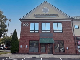 900 Gardens Blvd, Suite 100 - Commercial Real Estate