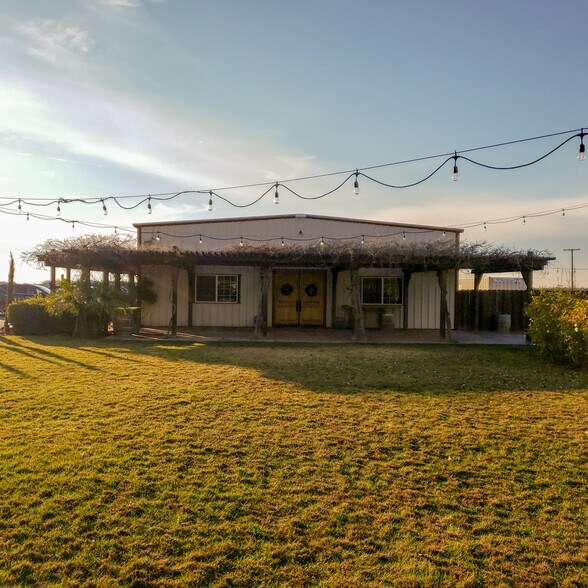 8281 Road 234, Terra Bella, CA 93270