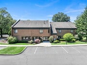 84-web-or-mls-LuxQue-83