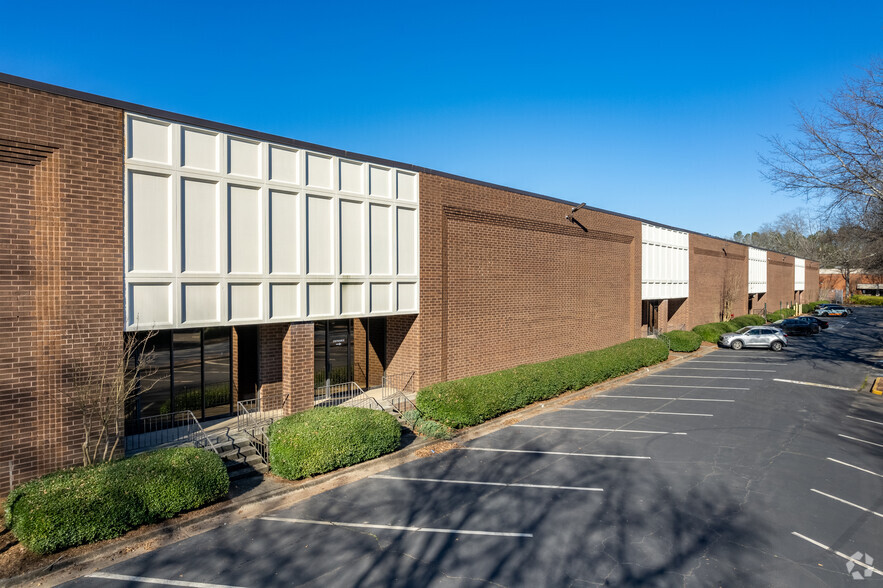 2930 Amwiler Ct, Peachtree Corners, GA for lease - Building Photo - Image 2 of 7