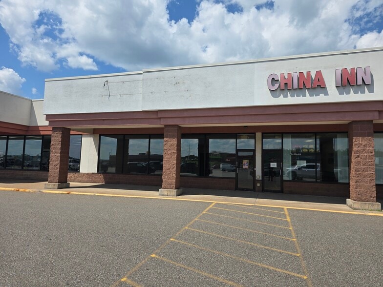 3430 E Main St, Merrill, WI for lease - Building Photo - Image 2 of 7