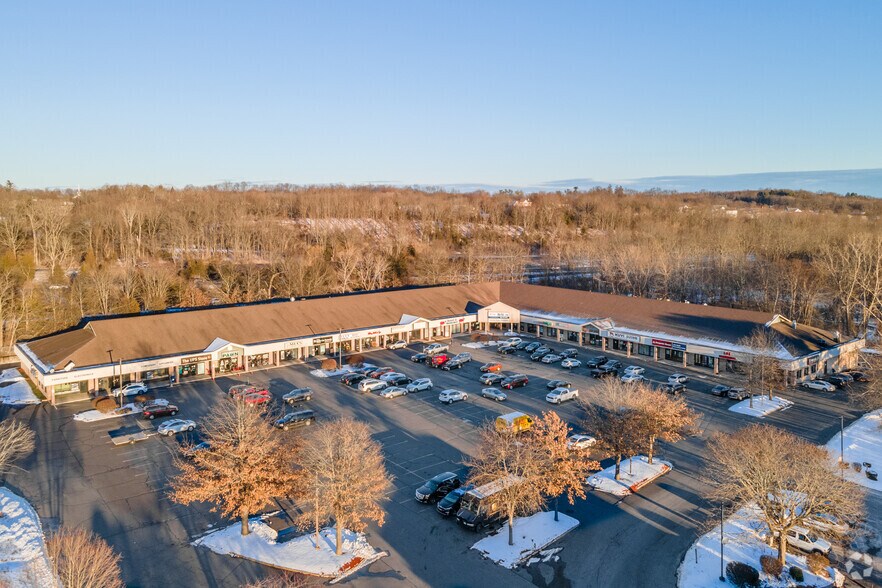 34 Shunpike Rd, Cromwell, CT for sale - Building Photo - Image 1 of 1